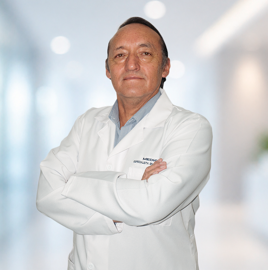 Dr. George Hidalgo — Especialista en acupuntura China
